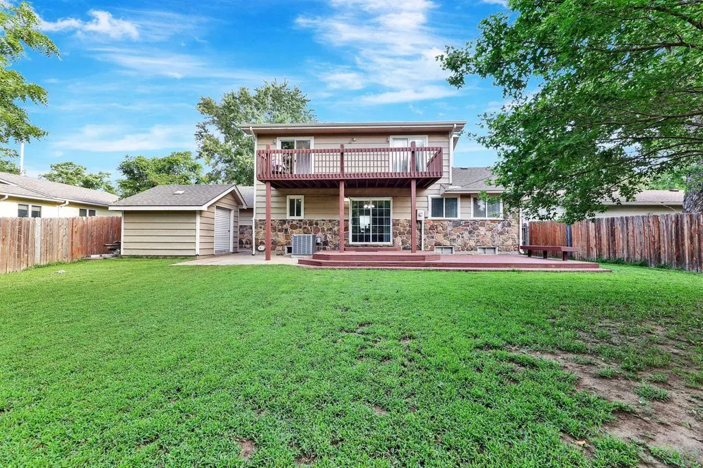 4633 W Whitehall Street Wichita KS 67212