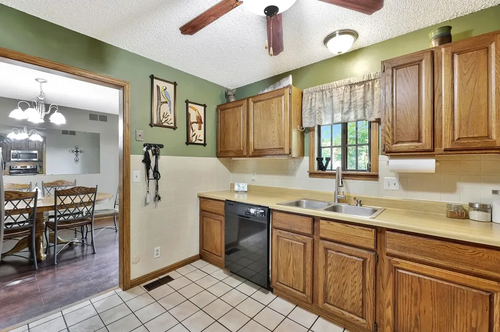 4633 W Whitehall Street Wichita KS 67212