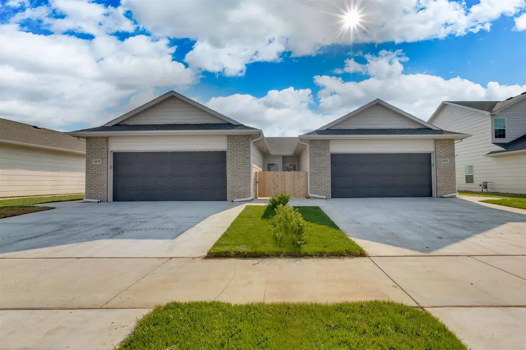 5408-5410 N Sandkey Court Wichita KS 67204