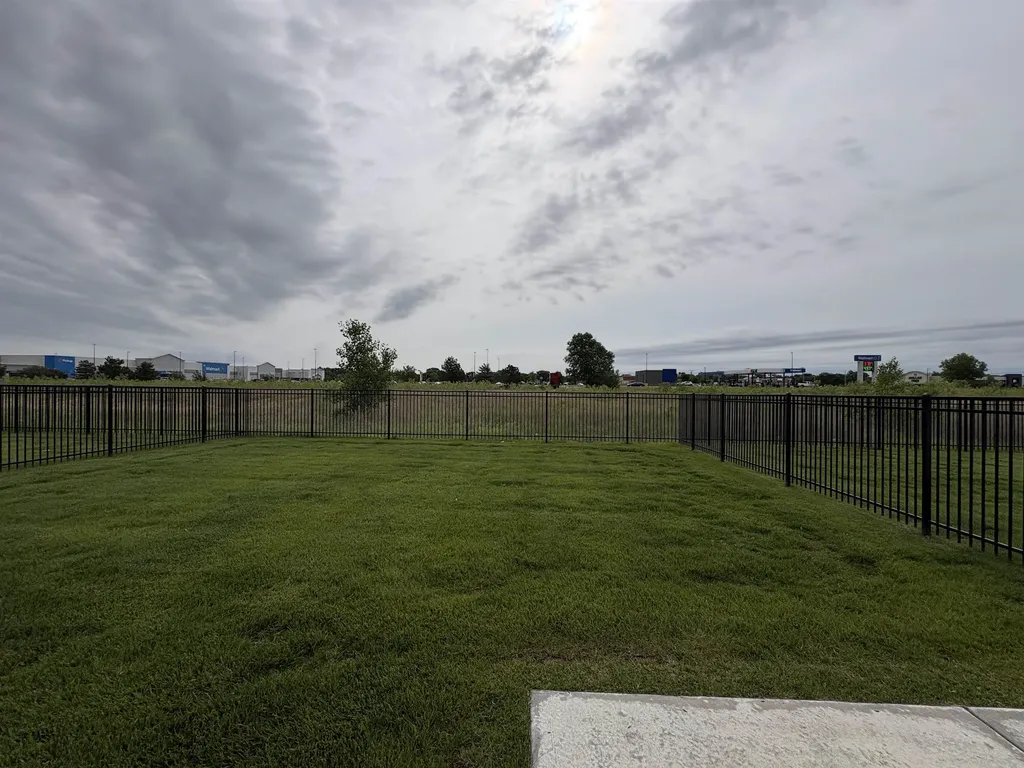 5420-5422 N Sandkey Court Wichita KS 67204