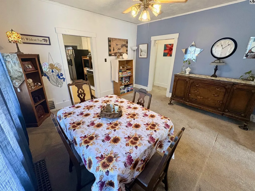 1715 N Maple Street Hutchinson KS 67502