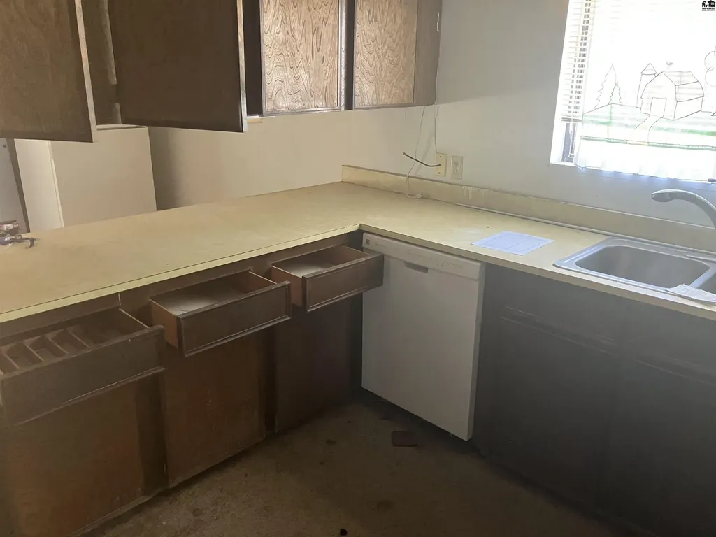311 N Martin Turon KS 67583