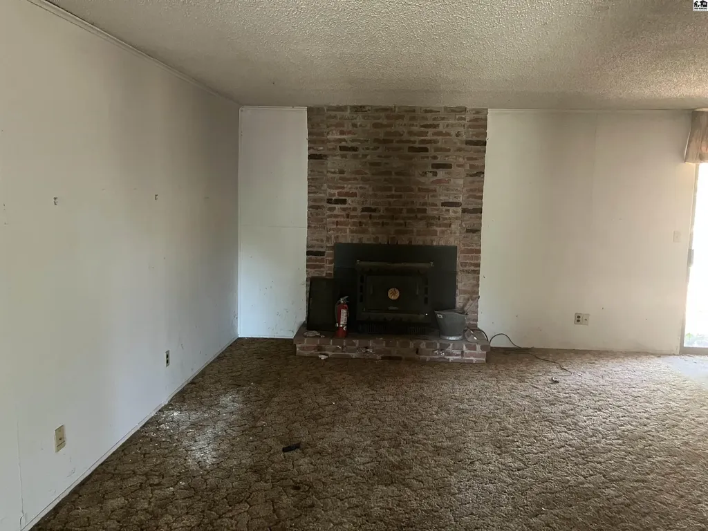 311 N Martin Turon KS 67583