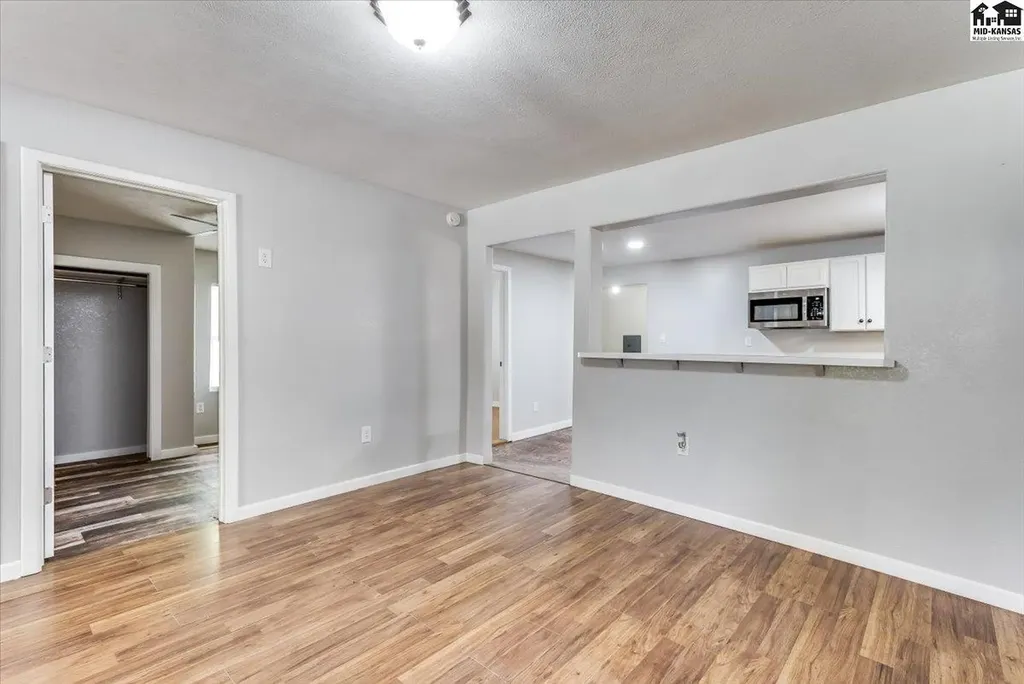 309 E Carpenter Street Hutchinson KS 67501
