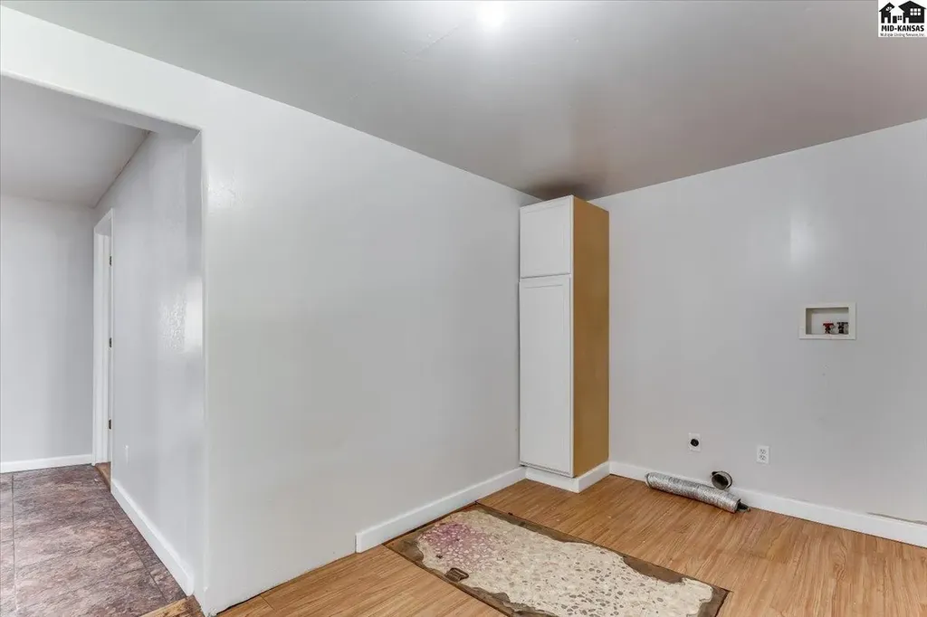 309 E Carpenter Street Hutchinson KS 67501