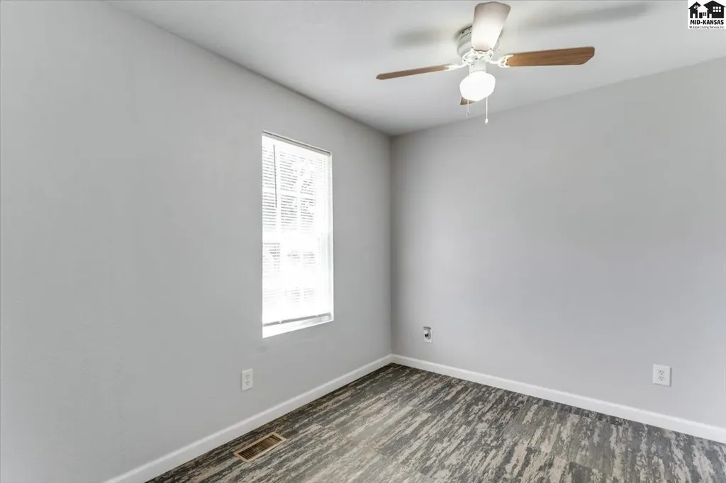 309 E Carpenter Street Hutchinson KS 67501