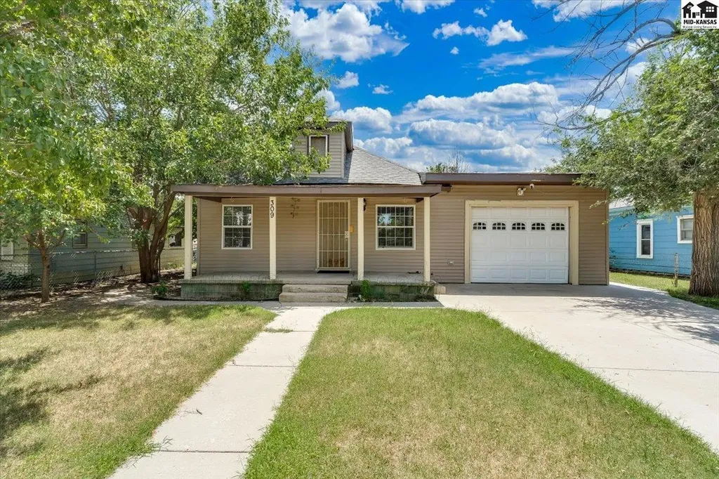 309 E Carpenter Street Hutchinson KS 67501