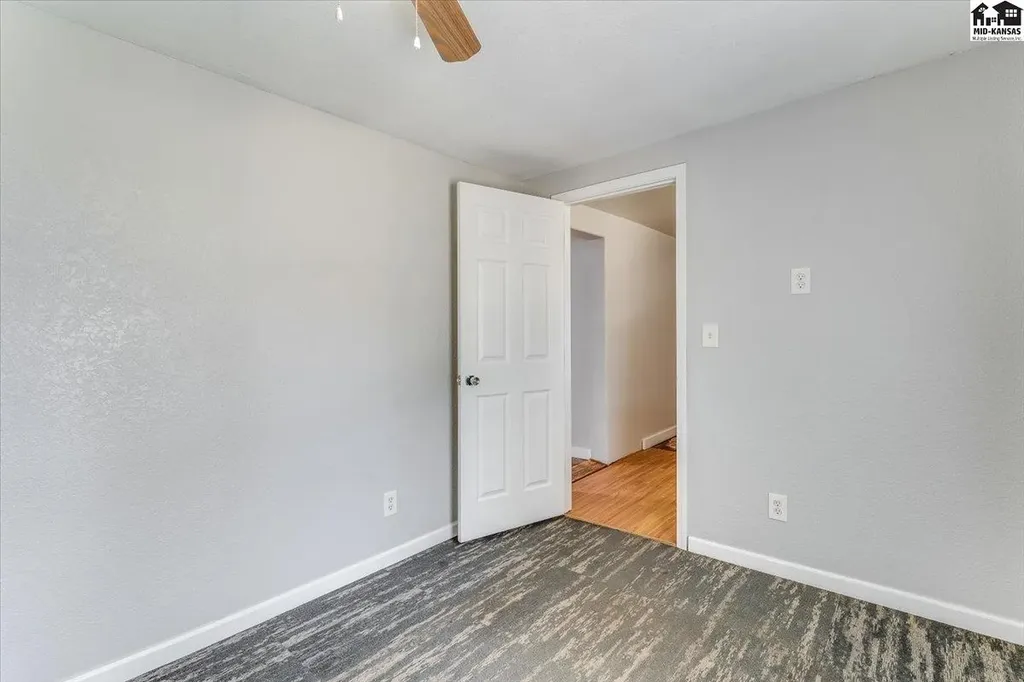 309 E Carpenter Street Hutchinson KS 67501