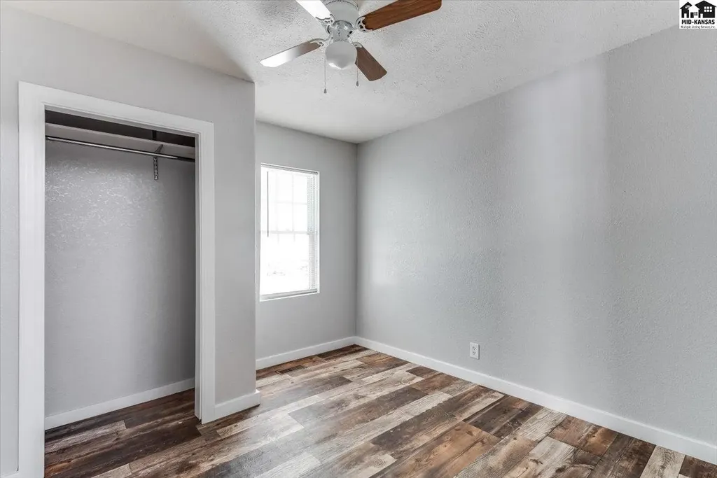309 E Carpenter Street Hutchinson KS 67501