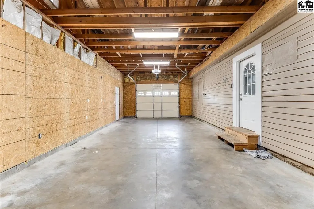 309 E Carpenter Street Hutchinson KS 67501