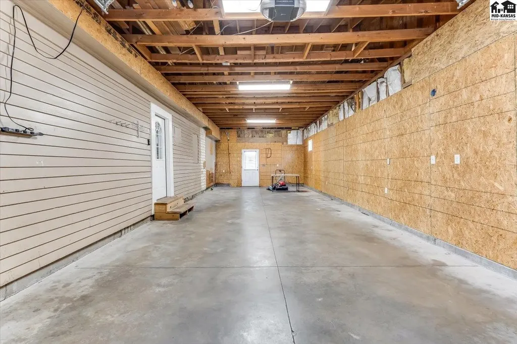309 E Carpenter Street Hutchinson KS 67501