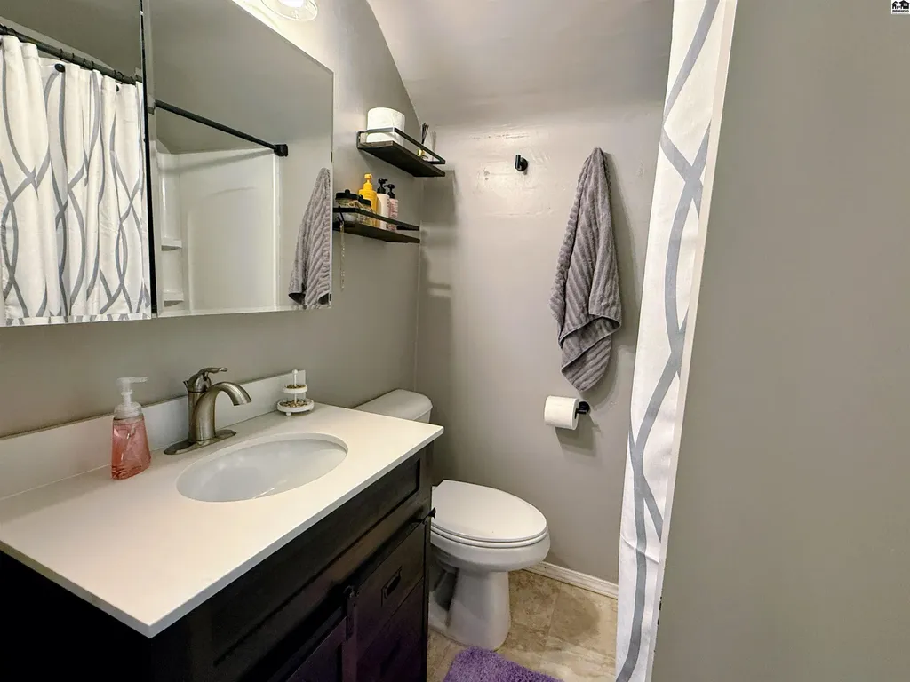 815 N Poplar Street Hutchinson KS 67501