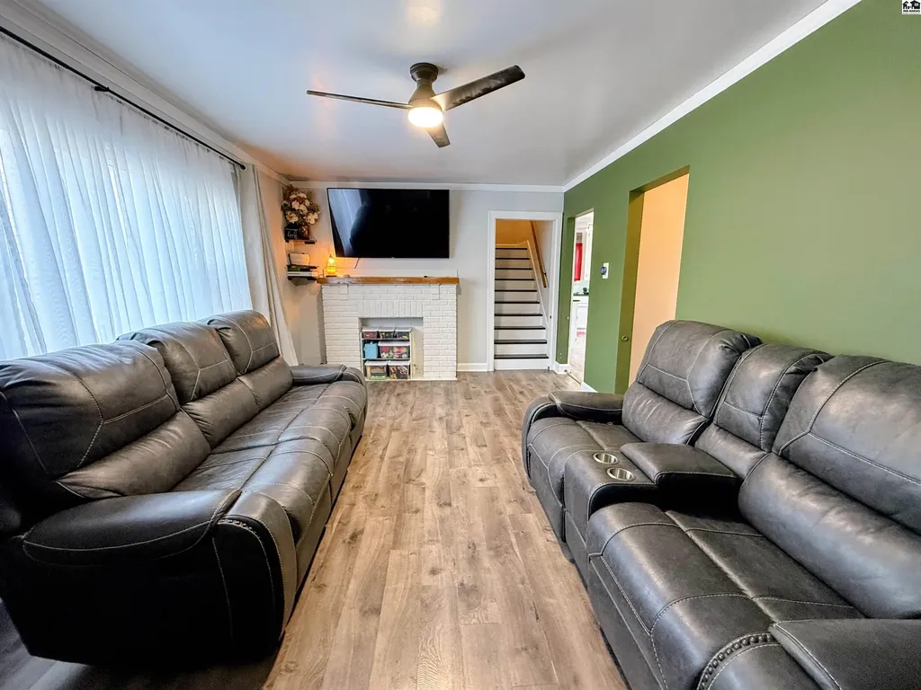 815 N Poplar Street Hutchinson KS 67501
