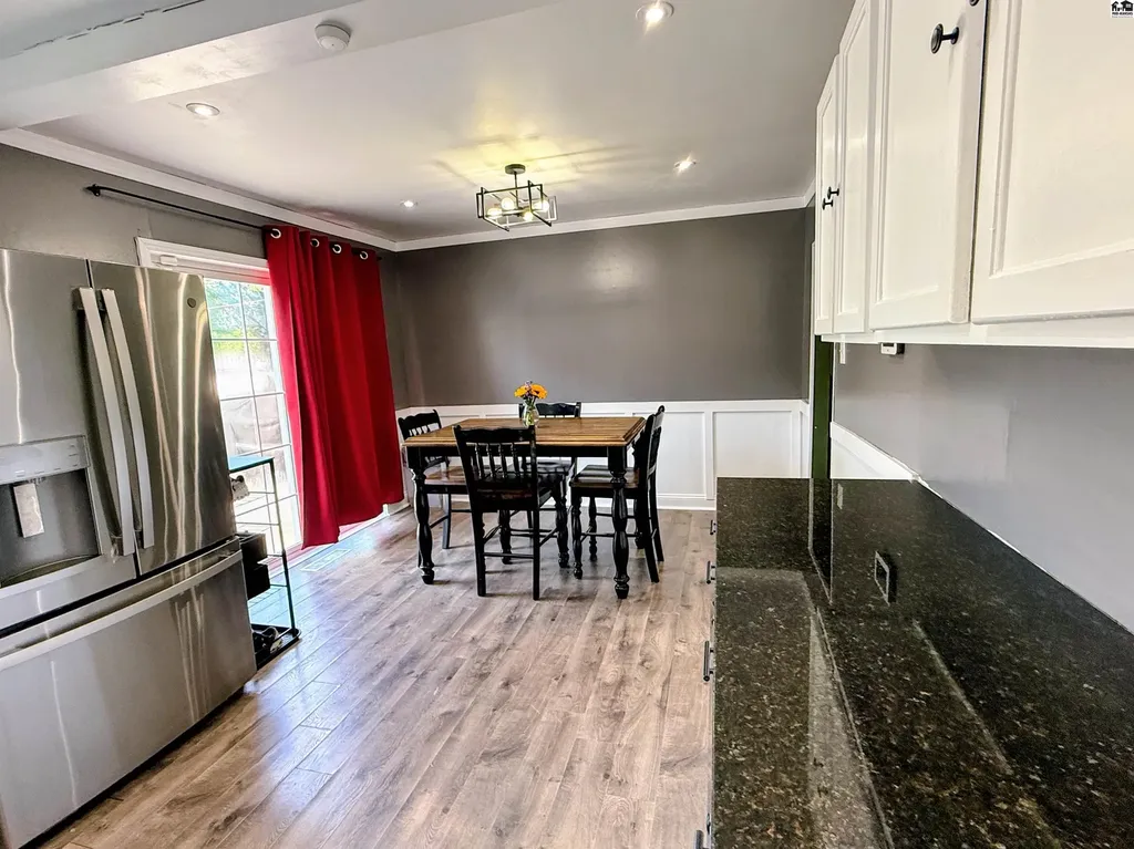 815 N Poplar Street Hutchinson KS 67501