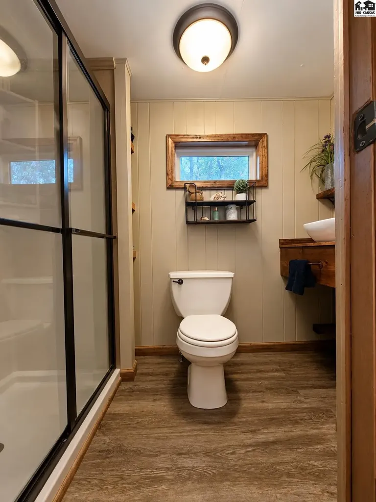 5280 N Lorraine Hutchinson KS 67502