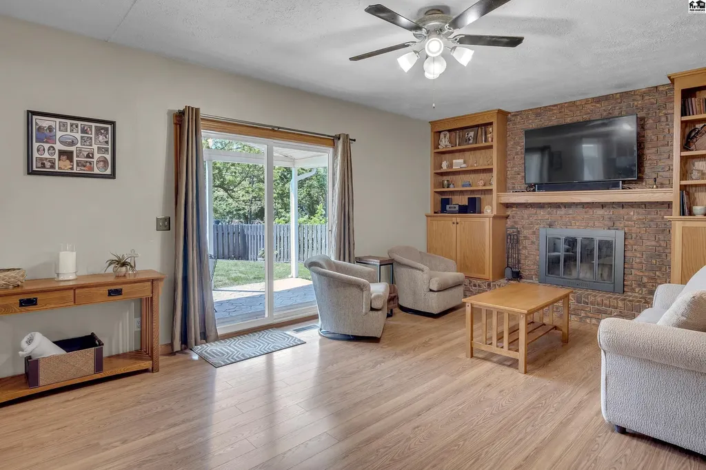 1008 Countryside Drive Mcpherson KS 67460