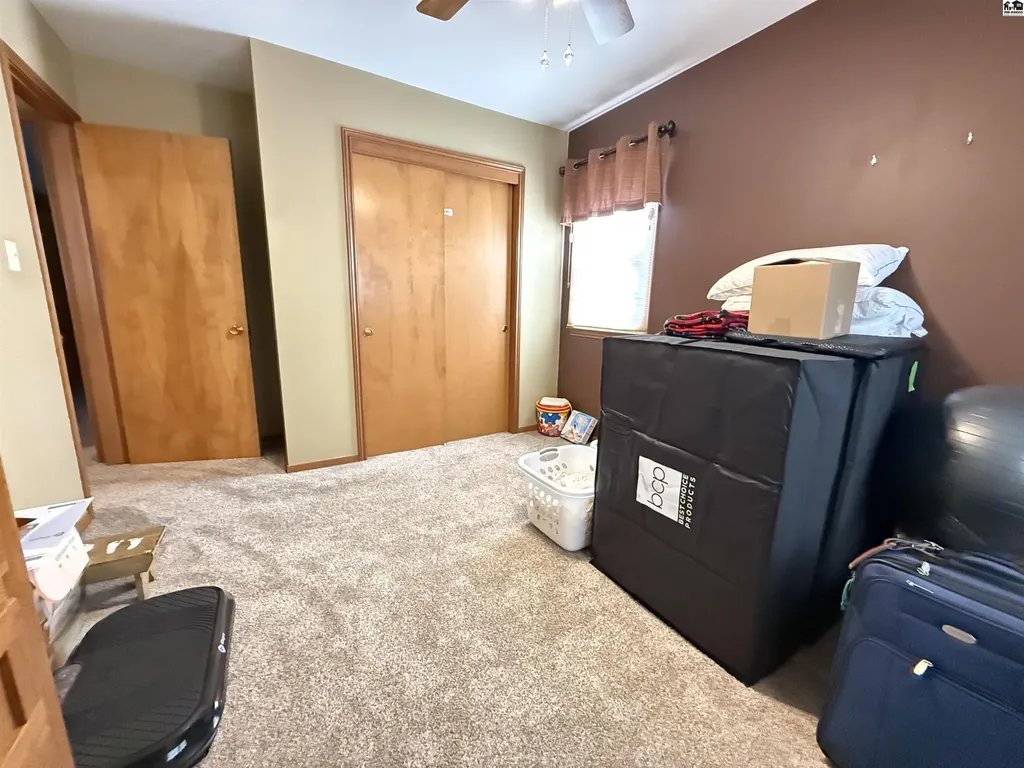 86 Eastwood Drive Hutchinson KS 67502