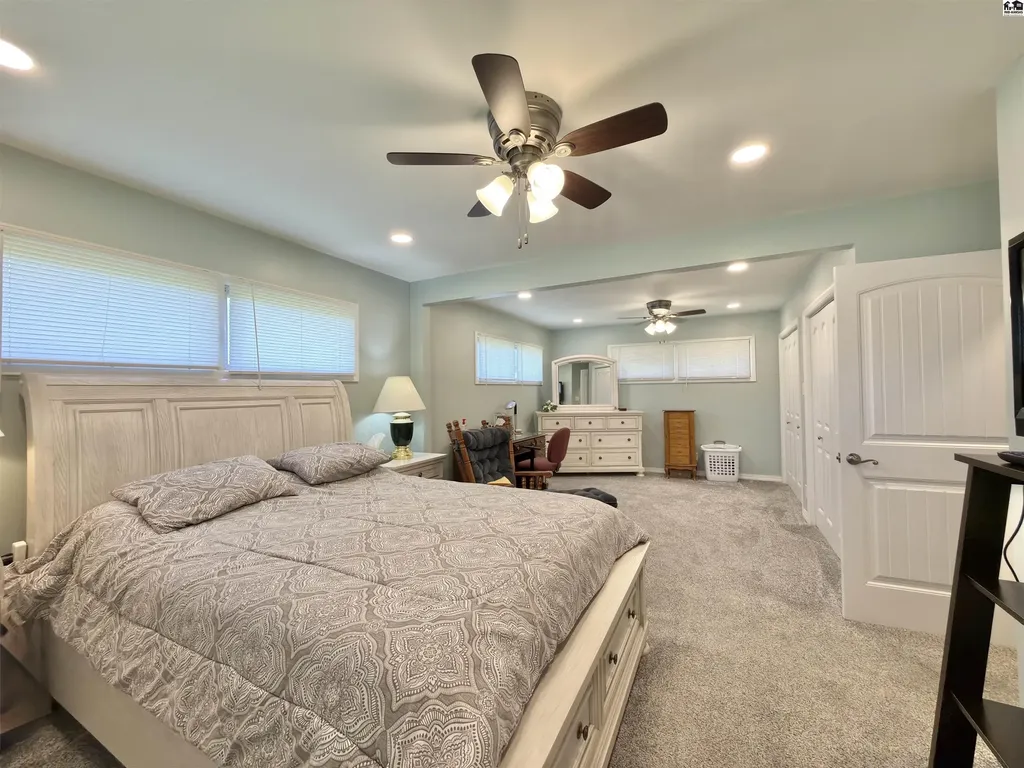 47 Tomahawk Road Hutchinson KS 67502