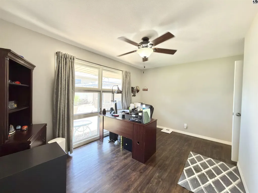 47 Tomahawk Road Hutchinson KS 67502