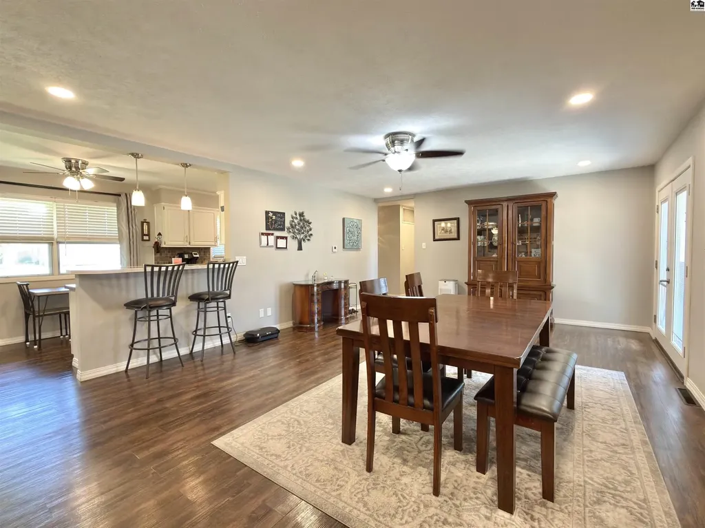 47 Tomahawk Road Hutchinson KS 67502