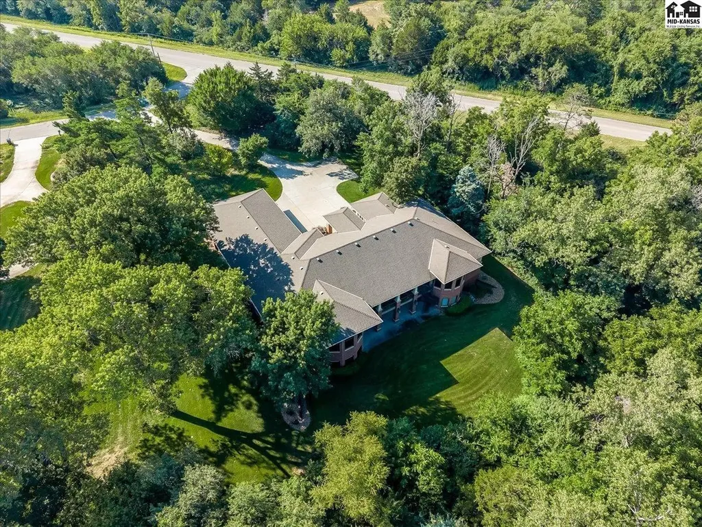 1 Prairie Dunes Drive Hutchinson KS 67502