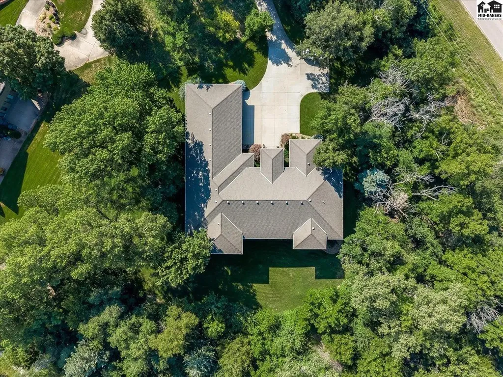 1 Prairie Dunes Drive Hutchinson KS 67502