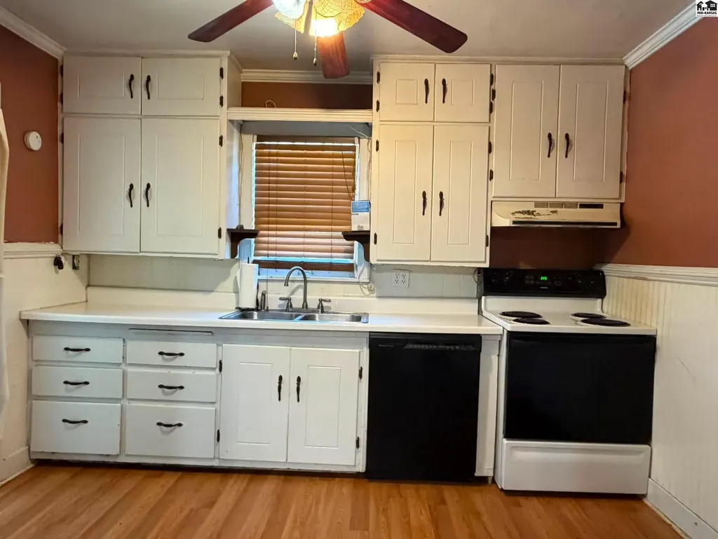 632 E 7th Avenue Hutchinson KS 67501