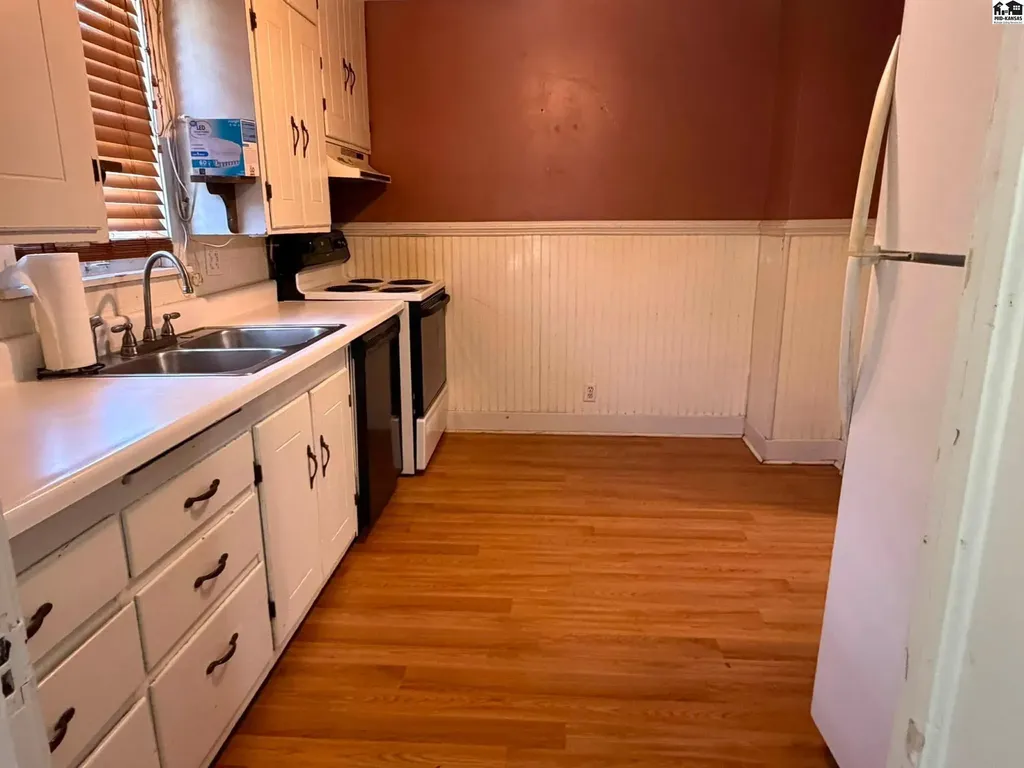 632 E 7th Avenue Hutchinson KS 67501