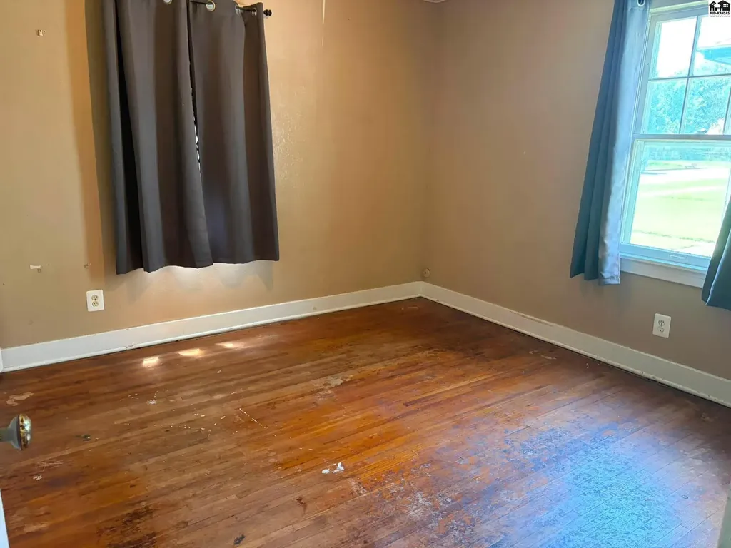 632 E 7th Avenue Hutchinson KS 67501