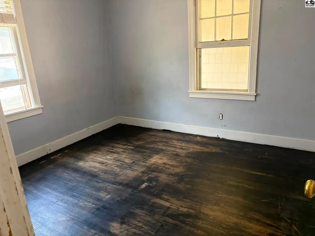 632 E 7th Avenue Hutchinson KS 67501