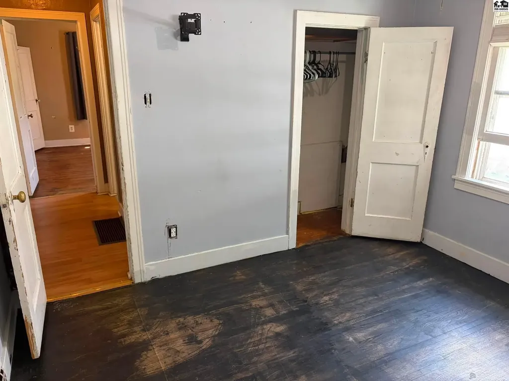 632 E 7th Avenue Hutchinson KS 67501