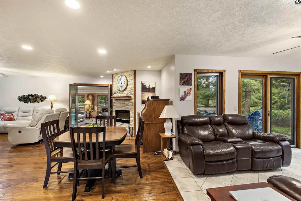 10211 Golden Arrow Drive Hutchinson KS 67502