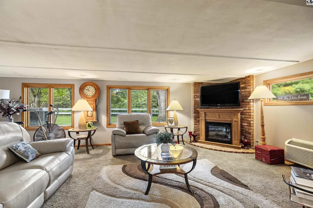 10211 Golden Arrow Drive Hutchinson KS 67502