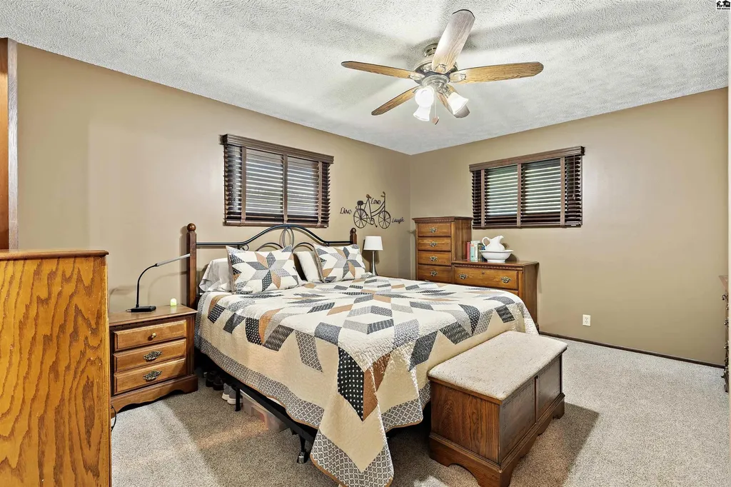 10211 Golden Arrow Drive Hutchinson KS 67502