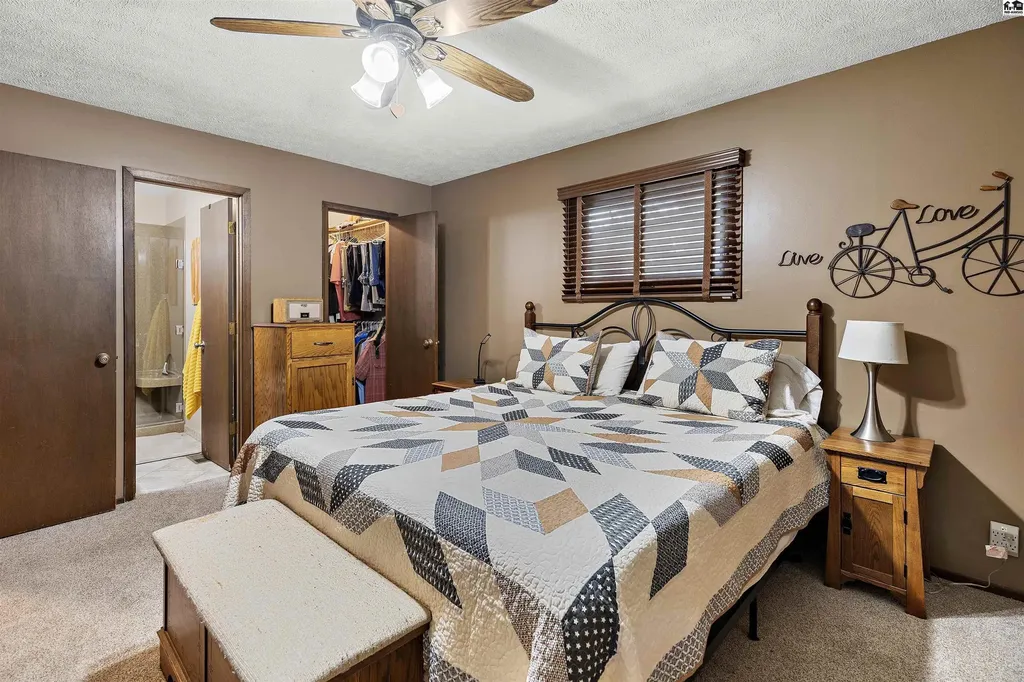 10211 Golden Arrow Drive Hutchinson KS 67502