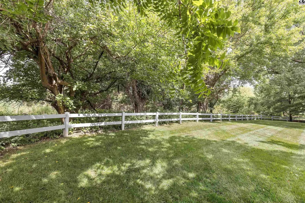 10211 Golden Arrow Drive Hutchinson KS 67502