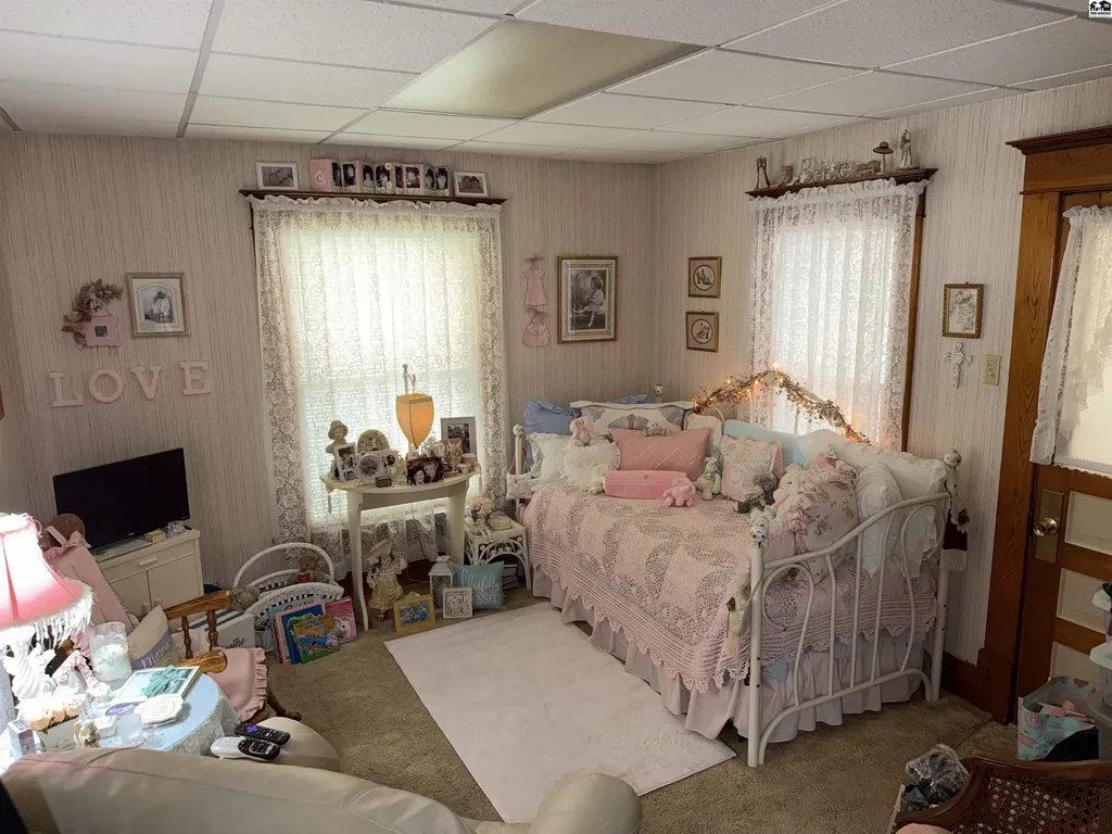206 E 9th Avenue Hutchinson KS 67501