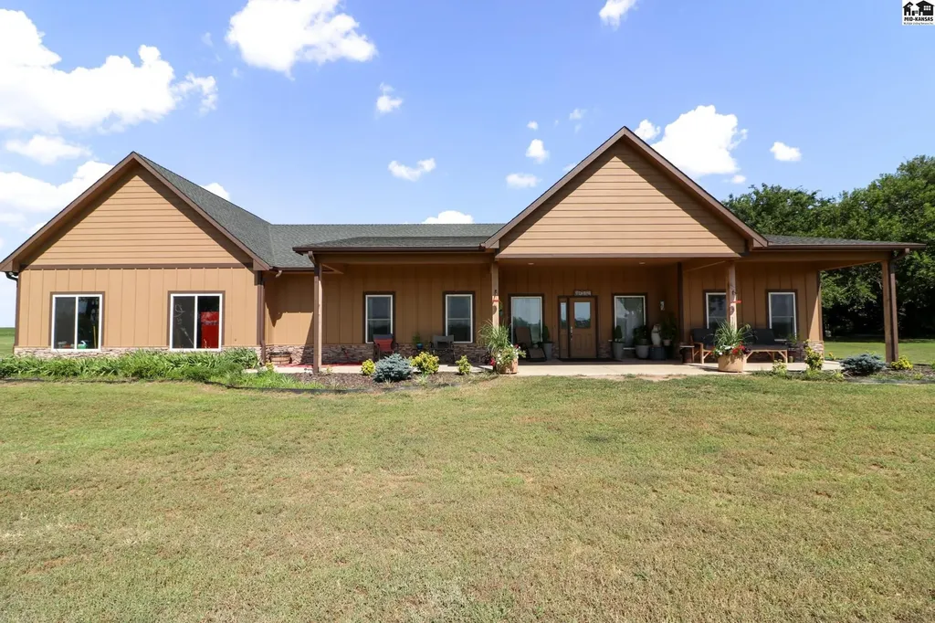12577 SE 110 Street Norwich KS 67118