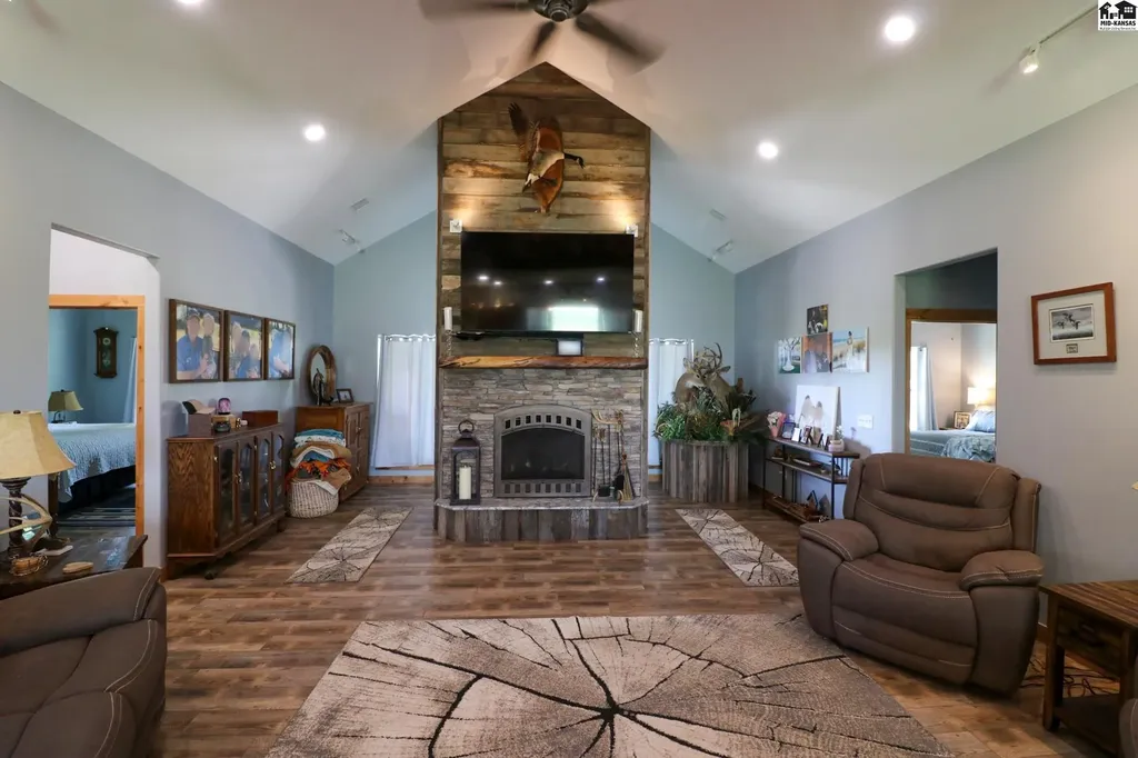 12577 SE 110 Street Norwich KS 67118