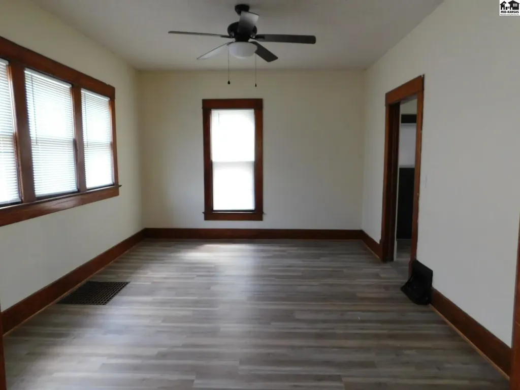 612 N Walnut Street Hutchinson KS 67501