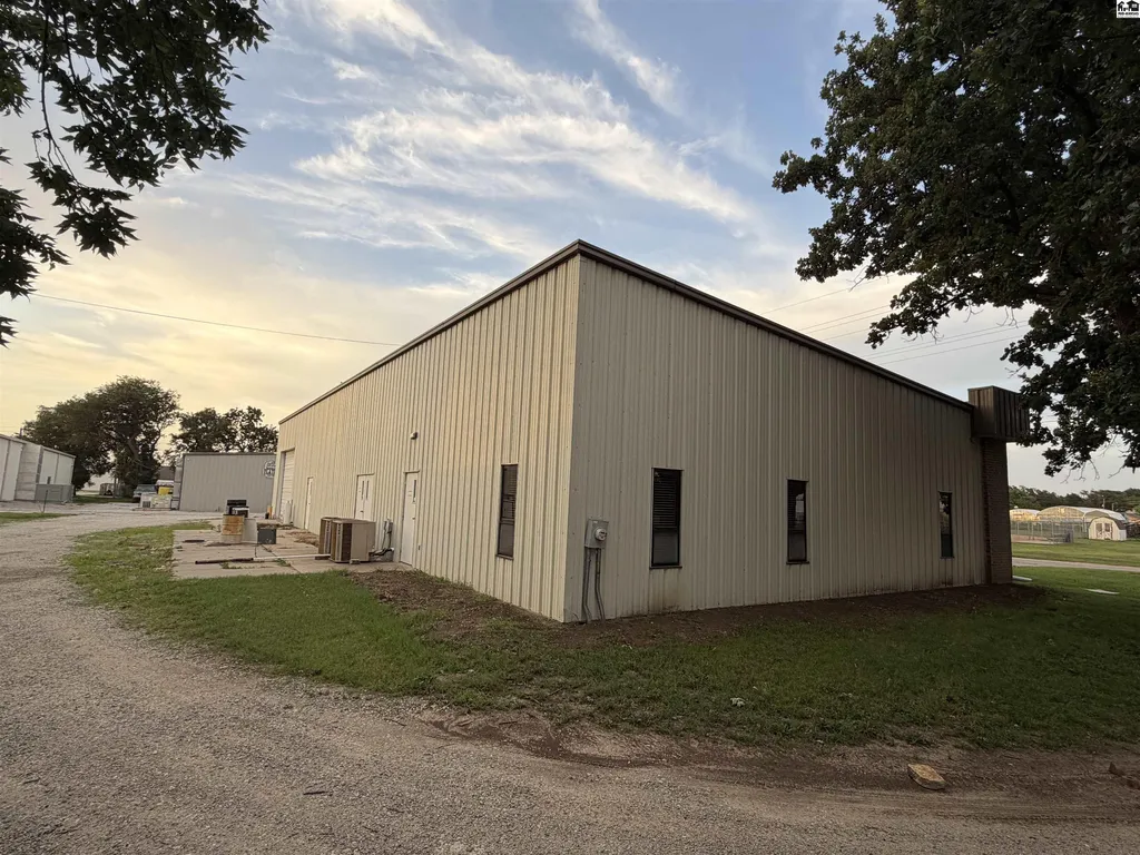 621 N Hickory Street Mcpherson KS 67460