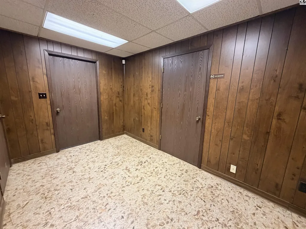 901 W 1st Avenue Hutchinson KS 67501