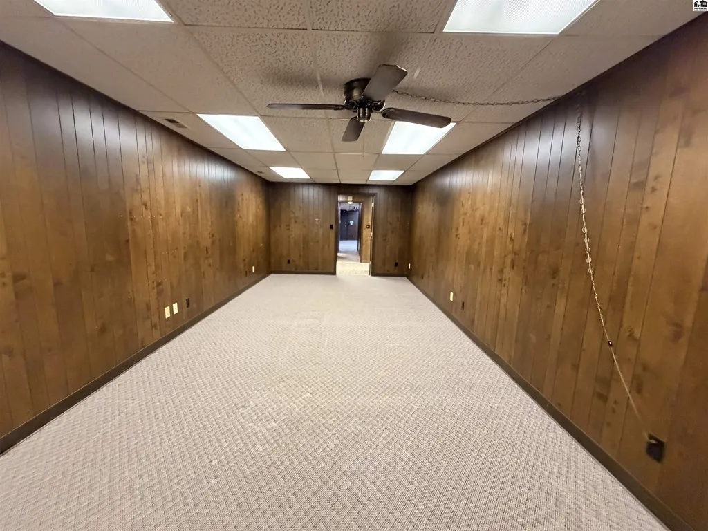 901 W 1st Avenue Hutchinson KS 67501