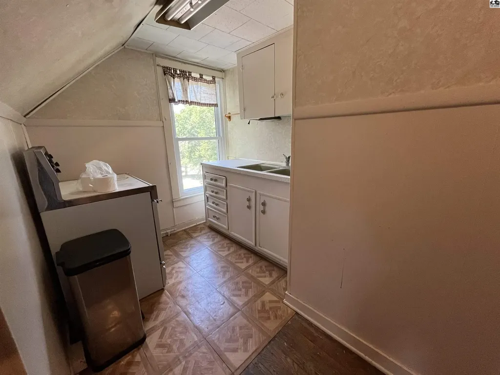 825 S Ash Street Mcpherson KS 67460