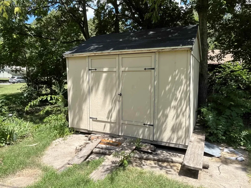 825 S Ash Street Mcpherson KS 67460