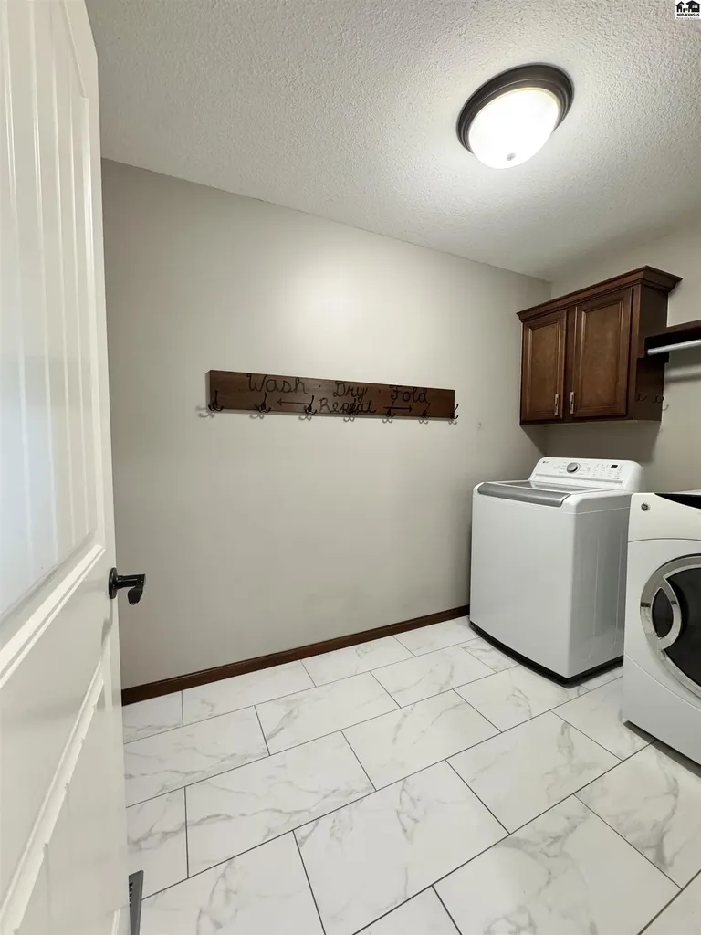 54 Detroit Drive South Hutchinson KS 67505