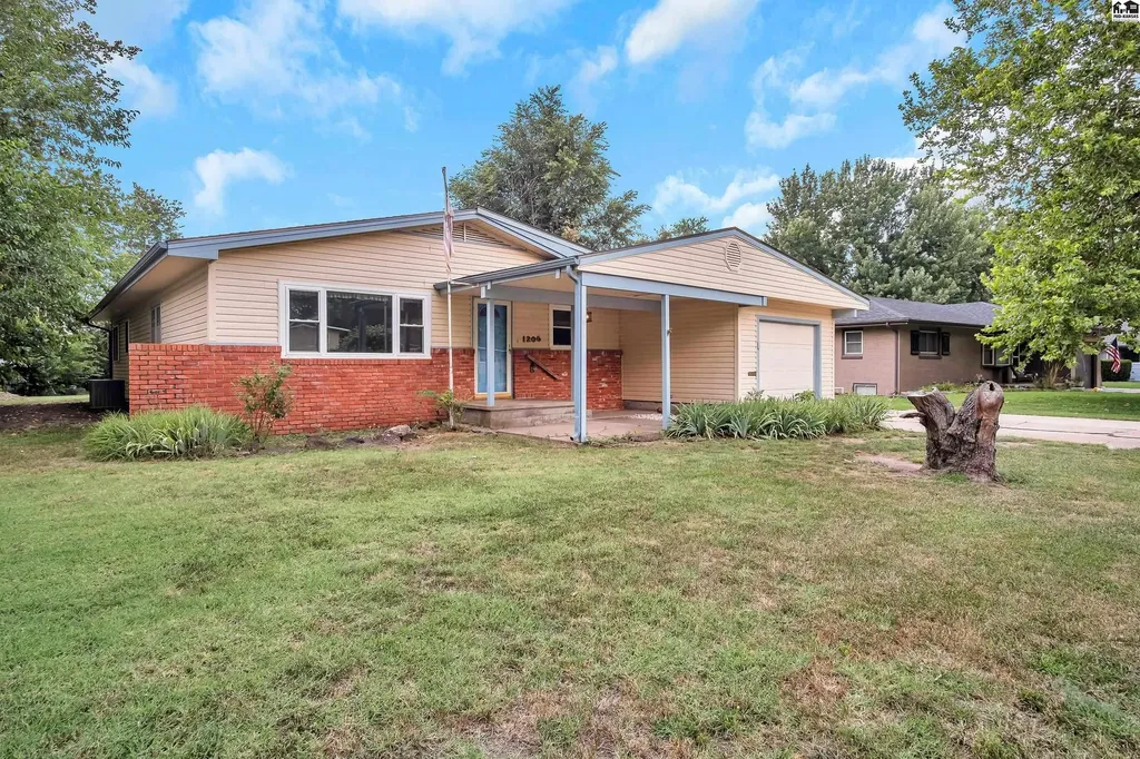 1206 Eastmoor Drive Mcpherson KS 67460