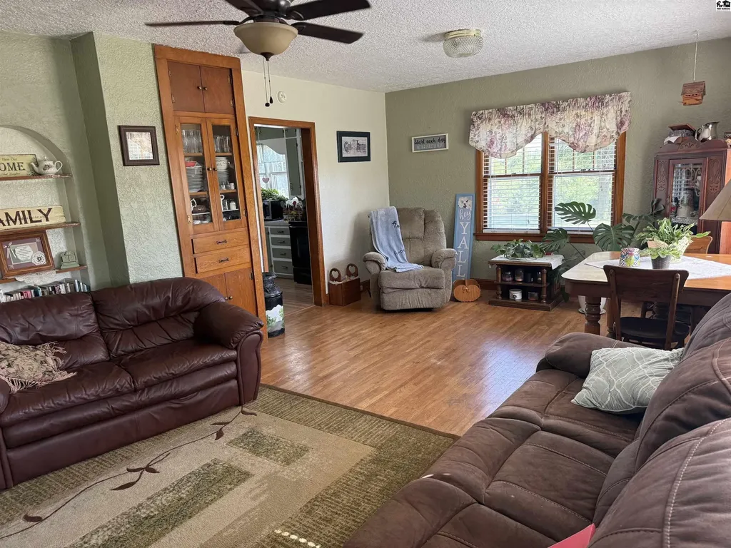 1284 5th Avenue Mcpherson KS 67460