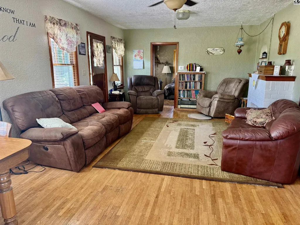 1284 5th Avenue Mcpherson KS 67460
