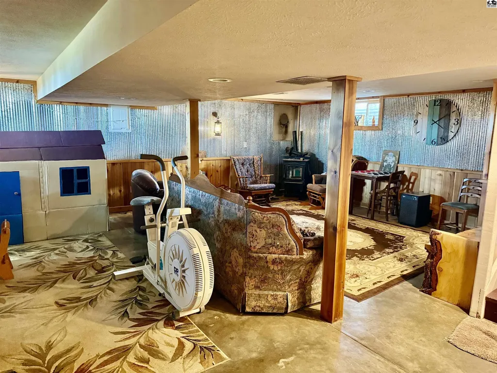1284 5th Avenue Mcpherson KS 67460